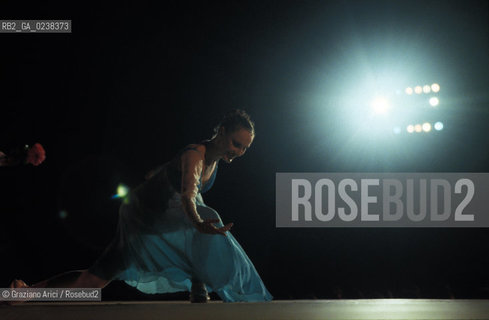 Piazza San Marco,Venezia,1981.La ballerina e coreografa brasiliana Marcia Haydee. Danza ballerina coreografa danzatrice.Saint Marks Square,Venice,1981.The Brasilian dancer and choreographer Marcia Haydee ©Graziano Arici/Rosebud2  astga ©Graziano Arici/Rosebud2