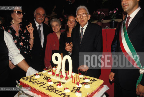 Zagarolo, 1994.festa per i 90 anni del compositore Goffredo Petrassi. Musica compositore musica contemporanea ritratto compleanno festa.Zagarolo, 1994. Birthdays party for the contemporary composer Goffredo Petrassi ©Graziano Arici/Rosebud2
