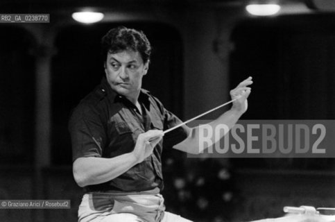 -Venice,1990. Ritratto del direttore dorchestra Zubin Mehta durante un concerto.  Musica Classica Direttore Orchestra ritratto .-Venice,1990. Portrait of the conductor Zubin Mehta during a concert ©Graziano Arici/Rosebud2  astga ©Graziano Arici/Rosebud2
