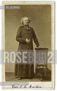 -Parigi, Comune. Pierre Petit photographe, ritratto del curato della Chiesa della Maddalena, Gaspard Deguerry,  abbè Gaspard Deguerry, curè de la Madaleine ucciso dai comunardi, 1871. Stampa allalbumina incollata su cartone, Carte de Visite, cm 6,3x10,5. Fotoantiche, Comune, Carte de Visite, ritratto, prete, curato, Madeleine.-Paris, Commune of Paris. Pierre Petit photographer, portrait of the priest Gaspard Deguerry, vicar of the  Madeleine Church, 1871. Albumen photographic mounted on cardboard, Carte de Visite, cm 6,3x10,5 © Archivio Graziano Arici