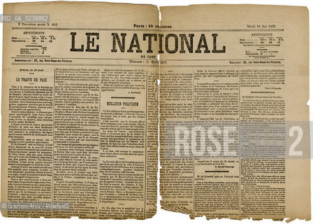 -Parigi, 1871. Pagina del quotidiano Le National,de 1869,diretto da Rousset.n°840, martedì 16 maggio 1871,48x66cm circa. Parigi comune giornale quotidiano politica fotoantiche.-Paris,1871. Page from the newspaper Le National, de 1869,n°840, dated 16 may 1871,48x66cm © Archivio Graziano Arici