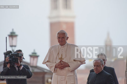 Venice 7/5/11 - Benedict XVIs visit to the Diocese of the Northeast: Pope Ratzinger visit the city of Venice in S.Marks Place with the Cardinal Scola papa piazza s.marco ©Graziano Arici/Rosebud2
