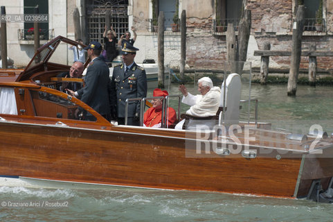 Venice 8/5/11 - Benedict XVIs visit to the Diocese of the Northeast: Pope Ratzinger visit the city of Venice in S.Marks Place with the Cardinal Scola papa piazza s.marco ©Graziano Arici/Rosebud2