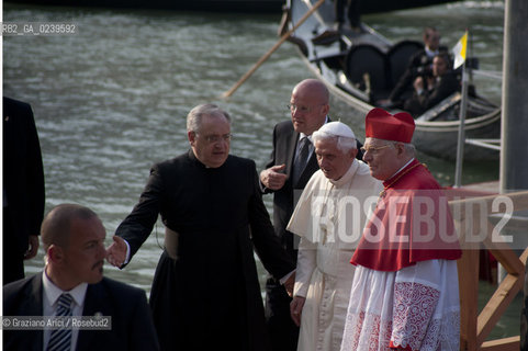 Venice 8/5/11 - Benedict XVIs visit to the Diocese of the Northeast: Pope Ratzinger visit the city of Venice in S.Marks Place with the Cardinal Scola papa piazza s.marco ©Graziano Arici/Rosebud2