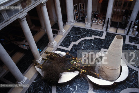 Venezia,1987.Palazzo Grassi. Mostra Effetto Arcimboldo. Mostra esposizione Arcimboldo.Venice,1987. Palazzo Grassi. Exhibition Effetto Arcimboldo  ©Graziano Arici/Rosebud2