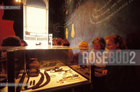 Venezia,1991. Palazzo Grassi. Mostra I Celti.La prima Europa. Arte Celtico Celti Mostra.Venice,1991. Palazzo Grassi. Exhibition I Celti.La prima Europa ©Graziano Arici/Rosebud2