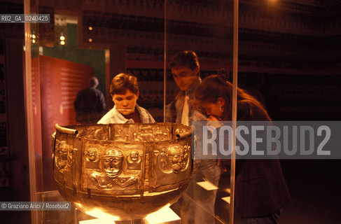 Venezia,1991. Palazzo Grassi. Mostra I Celti.La prima Europa. Arte Celtico Celti Mostra.Venice,1991. Palazzo Grassi. Exhibition I Celti.La prima Europa ©Graziano Arici/Rosebud2