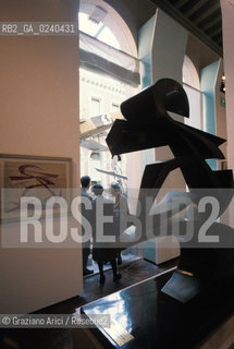 Venezia,1986. Palazzo Grassi. Mostra Futurismo e Futurismi. Arte futurismo mostra.Venice,1986. Palazzo Grassi. Exhibition Futurismo e Futurismi ©Graziano Arici/Rosebud2