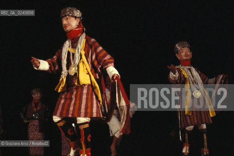 - Venezia,1980.Biennale Teatro.Danza orientale India Buthan DANZA oriente ballo teatro.- Venice,1980. Theater Biennale. Dancing Bhutan MES ©Graziano Arici/Rosebud2  astga ©Graziano Arici/Rosebud2