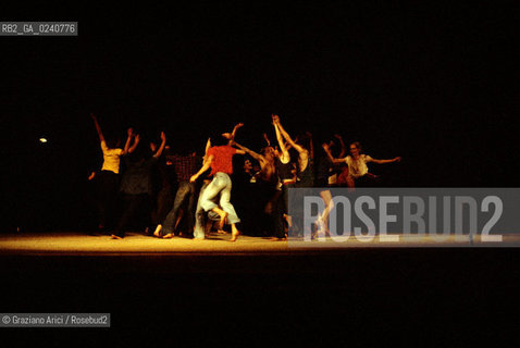 Venezia,1975.(Ghetto).Balletto Acqua Alta, coreografia di Maurice Bejart. DANZA balletto coreografia ballerino Ghetto.Venice,1975.Ballet High Tide, choreographed by Maurice Bejart MES ©Graziano Arici/Rosebud2   astga ©Graziano Arici/Rosebud2