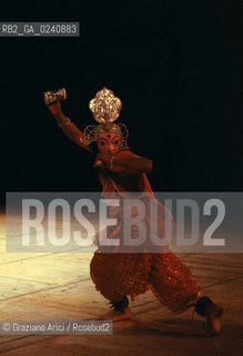 - Venezia,1980.Biennale Teatro.Danza orientale India Kathakali.DANZA oriente ballo india.- Venice,1980. Biennial Theater.Bellydancing India Kathakali ©Graziano Arici/Rosebud2  astga ©Graziano Arici/Rosebud2