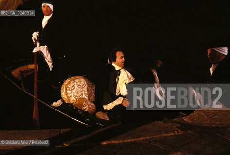 Venezia,1979.Riprese del film Don Giovannidi Joseph Losey.Larrivo di Leporello alla chiesa del Redentore.Cinema film Don Giovanni set backstage Redentore .Venice,1979. Backstage of the film Don Giovanni @ Graziano Arici.