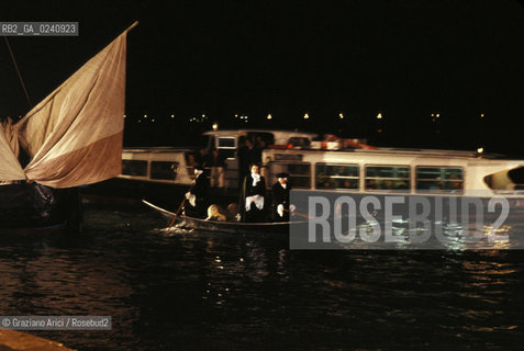 - Venezia,1979.Riprese del film Don Giovannidi Joseph Losey.Larrivo di Leporello alla chiesa del Redentore.Cinema film Don Giovanni set backstage Redentore .- Venice,1979. Backstage of the film Don Giovanni  ©Graziano Arici/Rosebud2.