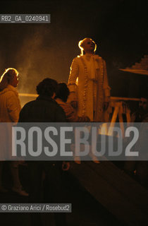 Venezia,1979.Riprese del film Don Giovanni di Joseph Losey.Il cantante lirico Ruggero Raimondi nella parte del Don Giovanni con la controfigura.Cinema film Don Giovanni set backstage..Venice,1979. Backstage of the film Don Giovanni.The opera singer Ruggero Raimondi with the body double  @ Graziano Arici.