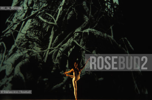 -Venezia,1981. Biennale Musica. Il balletto pantomima  Le Bal Mirò, opera di Silvano Bussotti. Musica Danza Mirò balletto coreografia scenografia contemporaneo.-Venice,1981. Music Biennale. The ballet Le Bal Mirò, by Silvano Bussotti ©Graziano Arici/Rosebud2