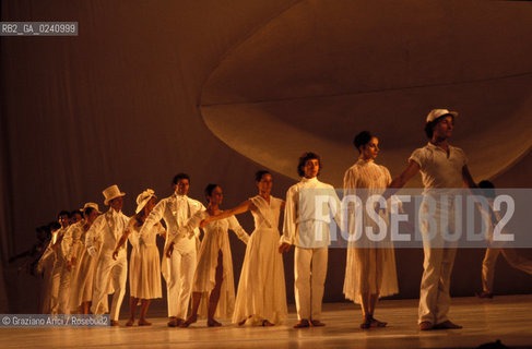-Venezia,1981. Biennale Musica. Il balletto pantomima  Le Bal Mirò, opera di Silvano Bussotti. Musica Danza Mirò balletto coreografia scenografia contemporaneo.-Venice,1981. Music Biennale. The ballet Le Bal Mirò, by Silvano Bussotti ©Graziano Arici/Rosebud2