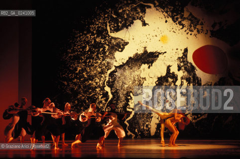 -Venezia,1981. Biennale Musica. Il balletto pantomima  Le Bal Mirò, opera di Silvano Bussotti. Musica Danza Mirò balletto coreografia scenografia contemporaneo.-Venice,1981. Music Biennale. The ballet Le Bal Mirò, by Silvano Bussotti ©Graziano Arici/Rosebud2