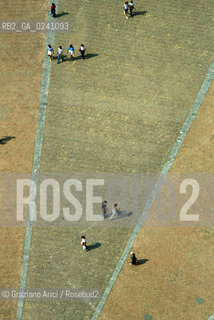 Toscana.Siena, Piazza del Campo,1997. Geo Toscana Siena Piazza.Tuscany. Siena, Piazza del campo,1997 ©Graziano Arici/Rosebud2