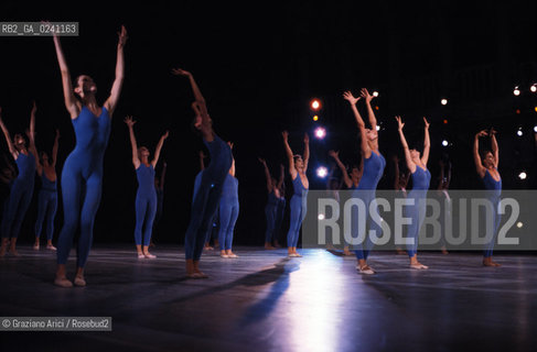 -Venezia, Piazza San Marco,1986. Balletto coreografato da Roland Petit in Piazza San Marco. Danza balletto San Marco Roland Petit.-Venice, Saint Marks Square,1986. Ballet, choreographed by Roland Petit in Saint Marks Square ©Graziano Arici/Rosebud2