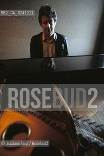 - Venezia,1987.Il pianista di musica classica John Tilbury.MUSICA pianista pianoforte .- Venice,1987.The pianist of contemporary classical music John Tilbury ©Graziano Arici/Rosebud2