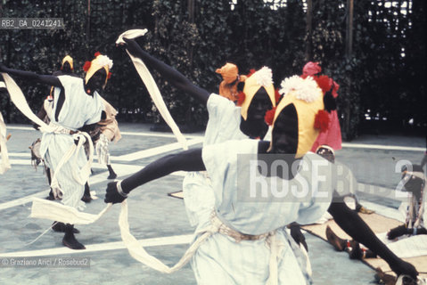 -Venezia,1975. Biennale Danza. Balletto nazionale del Senegal. Danza ballo ballerino Senegal.-Venice,1975. Dance Biennale.National Ballet of Senegal.MES ©Graziano Arici/Rosebud2 .  astga ©Graziano Arici/Rosebud2