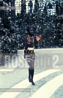 -Venezia,1975. Biennale Danza. Balletto nazionale del Senegal. Danza ballo ballerino Senegal.-Venice,1975. Dance Biennale.National Ballet of Senegal.MES ©Graziano Arici/Rosebud2 .  astga ©Graziano Arici/Rosebud2