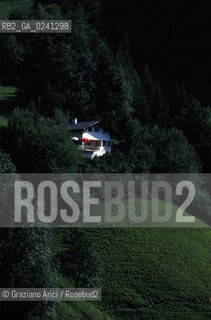 -Svizzera,Engadina 1995. Panorama. Svizzera Engadina geo panorama natura Montagna casa.-Switzerland,Engadin 1995. Panoramic view ©Graziano Arici/Rosebud2