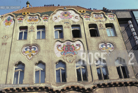 - Keshkemet (Ungheria),1978.Palazzo Liberty.GEO Art nouveau arte architettura Ungheria palazzo liberty .- Keshkemet (Hungary),1978.Liberty Palace - Art Nouveau Building Mes ©  Graziano Arici