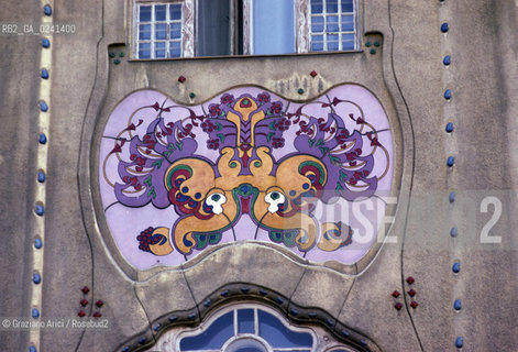- Keshkemet (Ungheria),1978.Palazzo Liberty.GEO Art nouveau arte architettura Ungheria palazzo liberty .- Keshkemet (Hungary),1978.Liberty Palace - Art Nouveau Building Mes ©  Graziano Arici