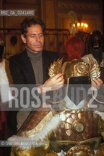 - Venezia,1985.Il costumista Enrico Sabatini. CINEMA  film movie costume costumista ritratto.- Venice,1985. Portrait of the costume designer Enrico Sabatini ©Graziano Arici/Rosebud2