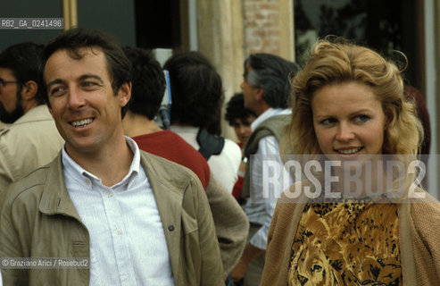 -Venezia,1981.Biennale Cinema. Lex sciatore e campione mondiale di sci Gustav Thöni (Gustavo Thoeni-Toeni) con la moglie allHotel Excelsior. Sport sci sciatore campione ritratto.-Venice,1981.Venice Film Festival.Excelsior Hotel.Portrait of the former champion alpine ski racer Gustavo Thoeni (Toeni) with his wife. MES ©Graziano Arici/Rosebud2