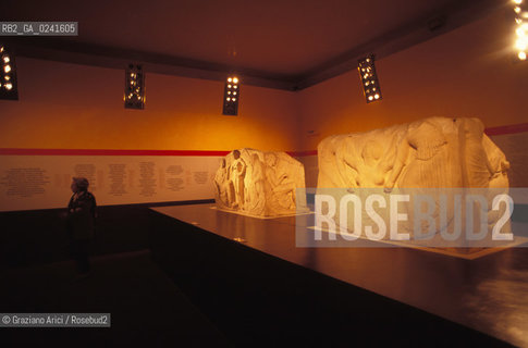 Venezia,1988.Palazzo Grassi. Mostra I Greci e lOccidente. Arte mostra Storia Greci Occidente Grecia civiltà popolazione.Venice,1988.Palazzo Grassi. Exhibition I Greci e lOccidente ©Graziano Arici/Rosebud2