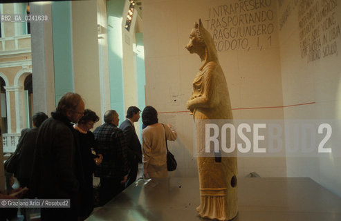 Venezia,1988.Palazzo Grassi. Mostra I Fenici. Arte mostra Storia fenicio Fenici civiltà popolazione.Venice,1988.Palazzo Grassi. Exhibition The Phoenicians ©Graziano Arici/Rosebud2