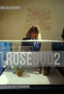 Venezia,1988.Palazzo Grassi. Mostra I Fenici. Arte mostra Storia fenicio Fenici civiltà popolazione.Venice,1988.Palazzo Grassi. Exhibition The Phoenicians ©Graziano Arici/Rosebud2