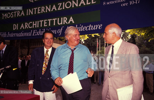 Venezia,1991.5a Mostra Internazionale di Architettura Premiazione dellarchitetto James Frazer Stirling.Architettura architetto ritratto.Venice,1991.5th International Architecture Exhibition. Portrait of the architect James Frazer Stirling ©Graziano Arici/Rosebud2