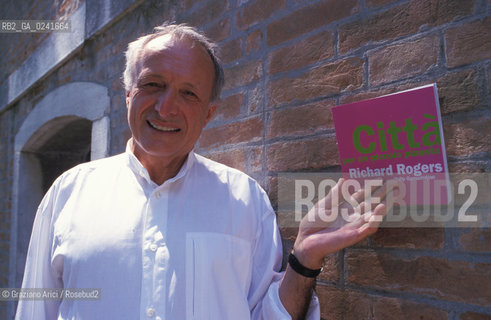 Venezia,2000.7a Mostra Internazionale di Architettura : Less aesthetics more ethics.Ritratto dellarchitetto Richard Rogers.Architettura architetto ritratto.Venice,2000.7th International Architecture Exhibition. Portrait of the architect Richard Rogers ©Graziano Arici/Rosebud2