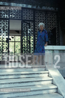 Venezia,1979.Palazzo Venier dei Leoni.Ritratto della collezionista darte Peggy Marguerite Guggenheim nella sua casa - Collezione Peggy Guggenheim.Arte collezionista ritratto casa collezione Museo Ritratto .Venice,1979.Palazzo Venier dei Leoni.Portrait of the art collector Peggy Marguerite Guggenheim at home ©Graziano Arici/Rosebud2  astga ©Graziano Arici/Rosebud2