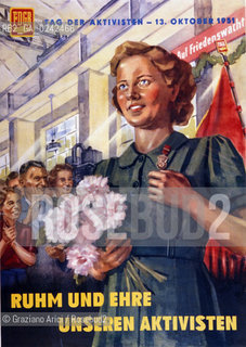 Manifesto sulla condizione della donna. Femminismo donna condizione lotta movimento politica rapporto cultura sesso potere sociale famiglia autonomia classe femmina diritto voto uguaglianza libertà parità.Manifest on the feminine condition. Woman Feminism society condition status movement policy relation sex womens rights sexism voting cultural power liberal equality relation MES.Reproducted by Archivio Graziano Arici  astga ©Graziano Arici/Rosebud2