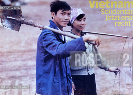 Manifesto sulla condizione della donna. Femminismo donna condizione lotta movimento politica rapporto cultura sesso potere sociale famiglia autonomia classe femmina diritto voto uguaglianza libertà parità.Manifest on the feminine condition. Woman Feminism society condition status movement policy relation sex womens rights sexism voting cultural power liberal equality relation MES.Reproducted by Archivio Graziano Arici  astga ©Graziano Arici/Rosebud2