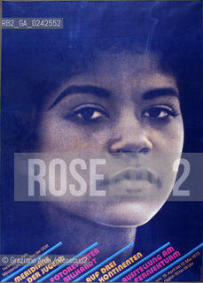 Manifesto sulla condizione della donna. Femminismo donna condizione lotta movimento politica rapporto cultura sesso potere sociale famiglia autonomia classe femmina diritto voto uguaglianza libertà parità.Manifest on the feminine condition. Woman Feminism society condition status movement policy relation sex womens rights sexism voting cultural power liberal equality relation MES.Reproducted by Archivio Graziano Arici  astga ©Graziano Arici/Rosebud2