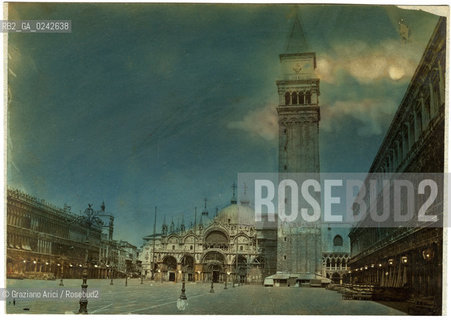 -Venezia,ante 1873,senza indicazione dellautore, veduta di Piazza San Marco e della Basilica con il campanile. Stampa allalbumina dipinta a mano incollata su cartone, cm 12x17. Fotoantiche stampa albumina colorata  Piazza san Marco Basilica Campanile.-Venice, no authors indication, view of Saint Marks Square with the Basilica and the Campanile, ante 1873. Albumen print hand coloured mounted on cardboard, cm 12x17 © Archivio Graziano Arici.