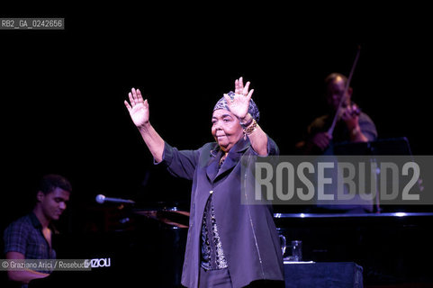 Venice, 26 july 2011 - The Cape Verdean popular singer Cesaria Evora, nicknamed the barefoot diva for performing without shoes, the best internationally known practitioner of morna music musica pop capoverde cantante ©Graziano Arici/Rosebud2.