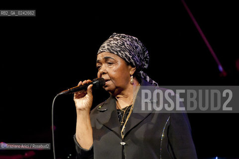 Venice, 26 july 2011 - The Cape Verdean popular singer Cesaria Evora, nicknamed the barefoot diva for performing without shoes, the best internationally known practitioner of morna music musica pop capoverde cantante ©Graziano Arici/Rosebud2.