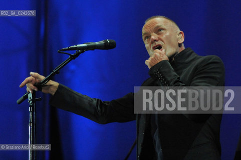 The English musician, singer-songwriter, activist, actor and philanthropist Sting (born Gordon Matthew Thomas Sumner on 2 October 1951), CBE, . Prior to starting his solo career, he was the principal songwriter, lead singer and bassist of the rock band The Police. musica pop rock cantante ©Graziano Arici/Rosebud2