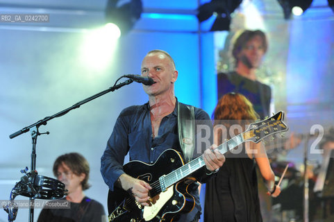 The English musician, singer-songwriter, activist, actor and philanthropist Sting (born Gordon Matthew Thomas Sumner on 2 October 1951), CBE, . Prior to starting his solo career, he was the principal songwriter, lead singer and bassist of the rock band The Police. musica pop rock cantante ©Graziano Arici/Rosebud2