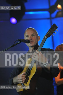 The English musician, singer-songwriter, activist, actor and philanthropist Sting (born Gordon Matthew Thomas Sumner on 2 October 1951), CBE, . Prior to starting his solo career, he was the principal songwriter, lead singer and bassist of the rock band The Police. musica pop rock cantante ©Graziano Arici/Rosebud2