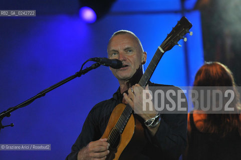 The English musician, singer-songwriter, activist, actor and philanthropist Sting (born Gordon Matthew Thomas Sumner on 2 October 1951), CBE, . Prior to starting his solo career, he was the principal songwriter, lead singer and bassist of the rock band The Police. musica pop rock cantante ©Graziano Arici/Rosebud2