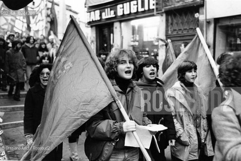 -Venezia,1978. Manifestazione regionale donne PCI. Politica società manifestazione protesta donna lotta diritto femminismo - Venice,1978. Regional demonstration of PCI party women MES ©Graziano Arici/Rosebud2  astga ©Graziano Arici/Rosebud2