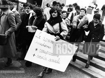 -Venezia,1978. Manifestazione regionale donne PCI. Politica società manifestazione protesta donna lotta diritto femminismo - Venice,1978. Regional demonstration of PCI party women MES ©Graziano Arici/Rosebud2  astga ©Graziano Arici/Rosebud2