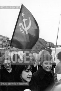-Venezia,1978. Manifestazione regionale donne PCI. Politica società manifestazione protesta donna lotta diritto femminismo - Venice,1978. Regional demonstration of PCI party women MES ©Graziano Arici/Rosebud2  astga ©Graziano Arici/Rosebud2